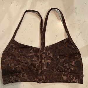 Lululemon Flow Y Sports Bra Size 6